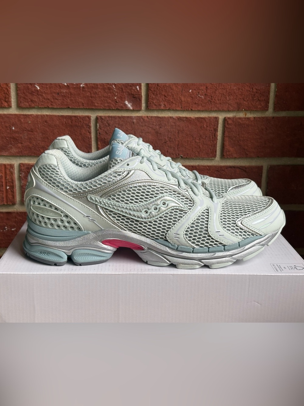New Saucony Progrid Triumph 4 Grey Blue Size 11 Mens Sneakers Running Shoes